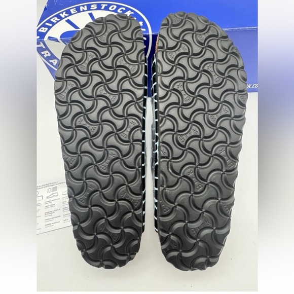 New Birkenstock Arizona Women’s Gator Gleam Two Strap Comfort Sandal Size 37 6 - Picture 5 of 8